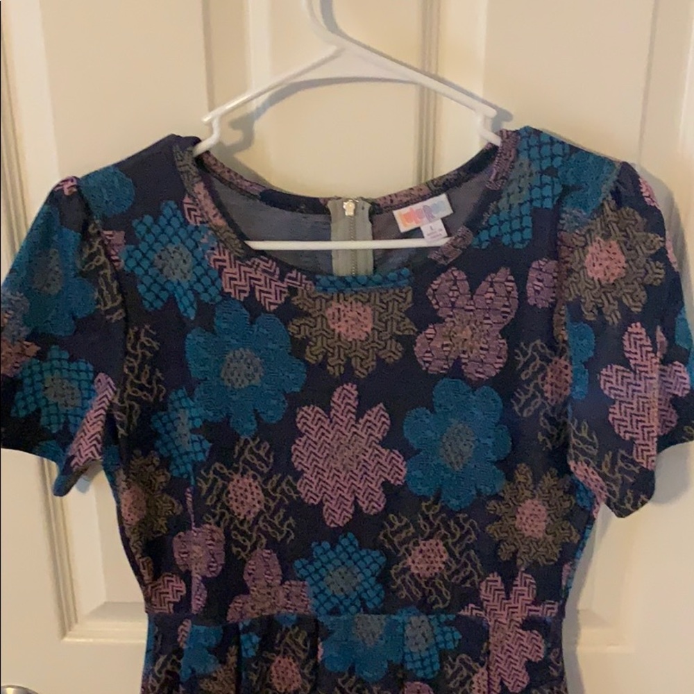LuLaRoe Amelia